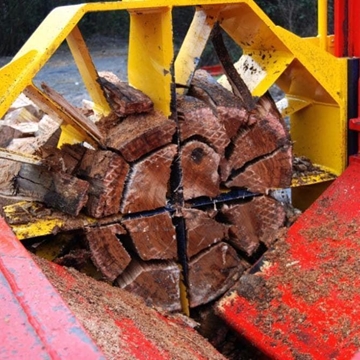 Tractor leña Boiro - Imagen 1